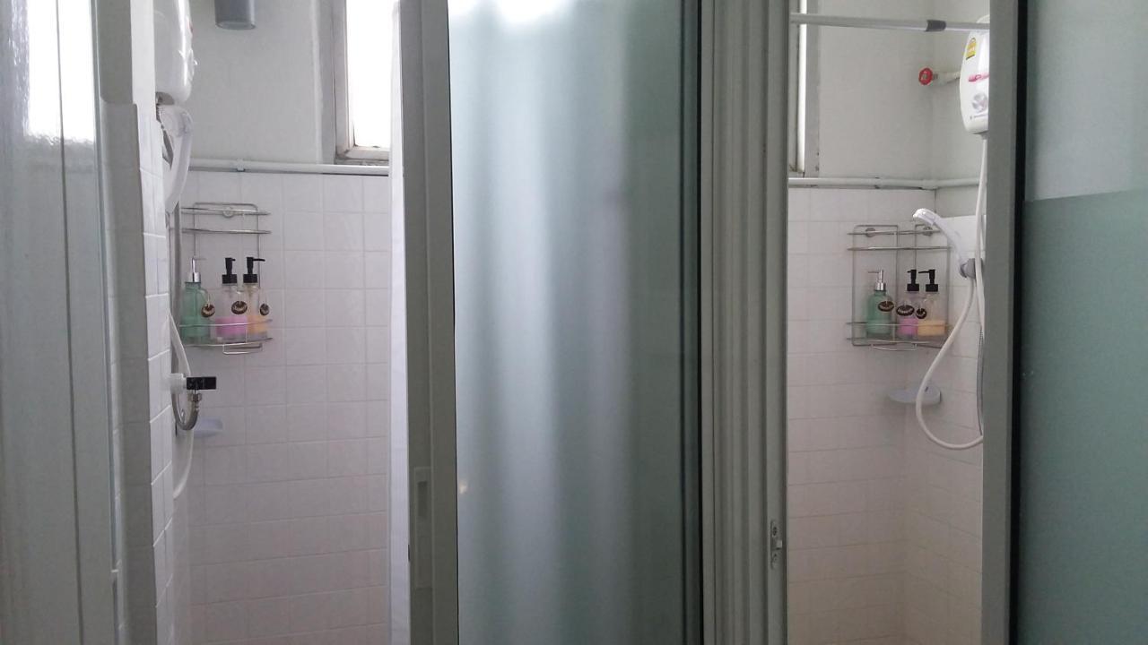 Pingplalee Female House Bed and Breakfast Μπανγκόκ Δωμάτιο φωτογραφία