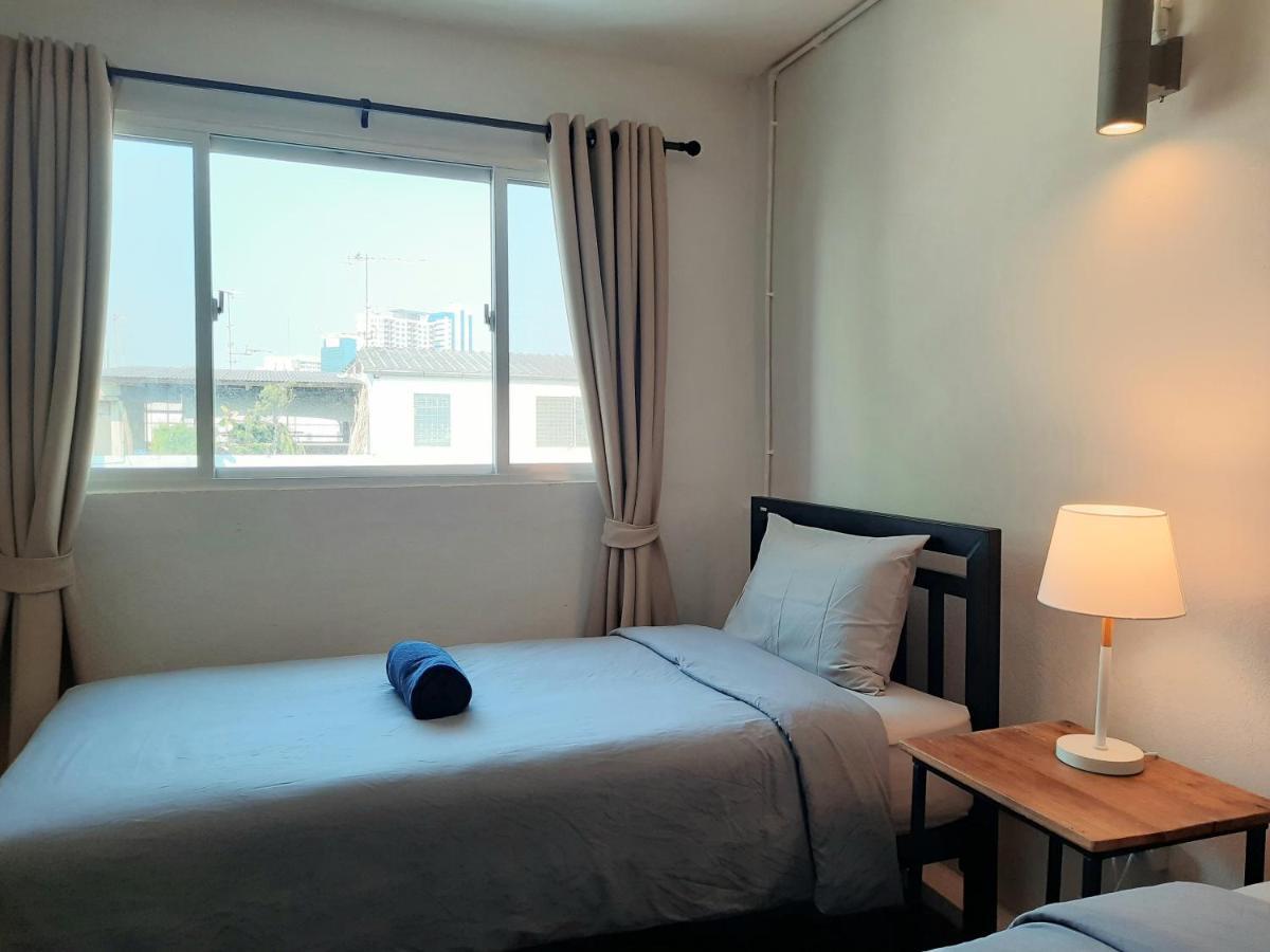 Pingplalee Female House Bed and Breakfast Μπανγκόκ Εξωτερικό φωτογραφία
