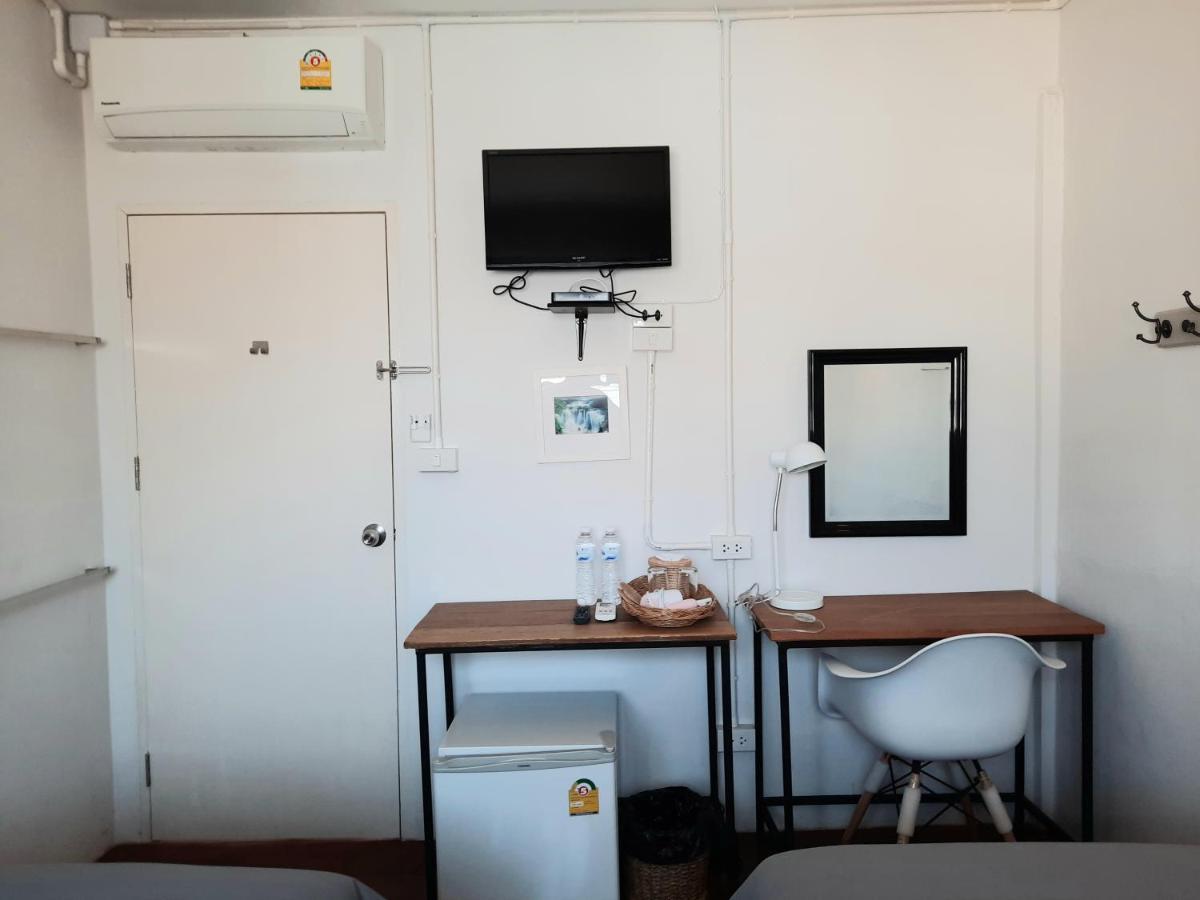 Pingplalee Female House Bed and Breakfast Μπανγκόκ Εξωτερικό φωτογραφία