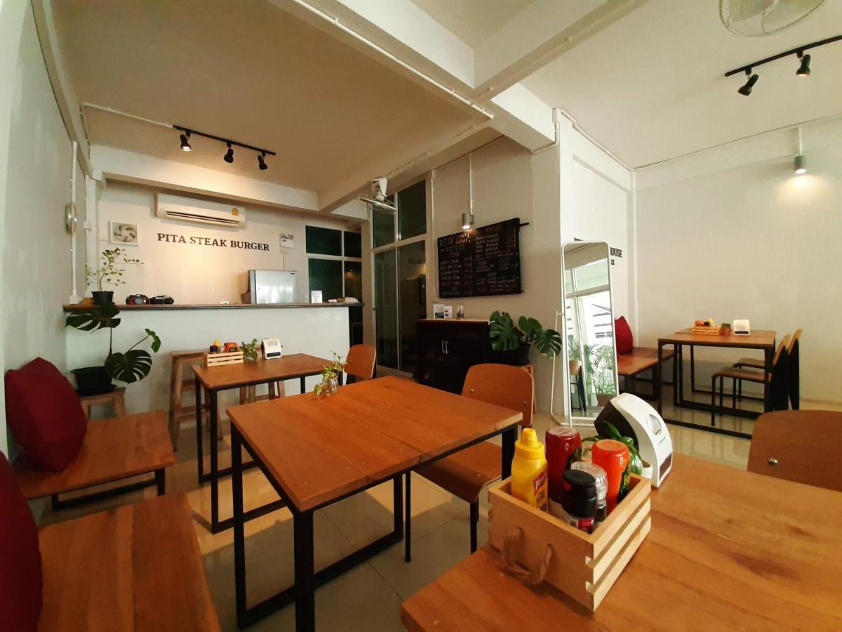 Pingplalee Female House Bed and Breakfast Μπανγκόκ Εξωτερικό φωτογραφία