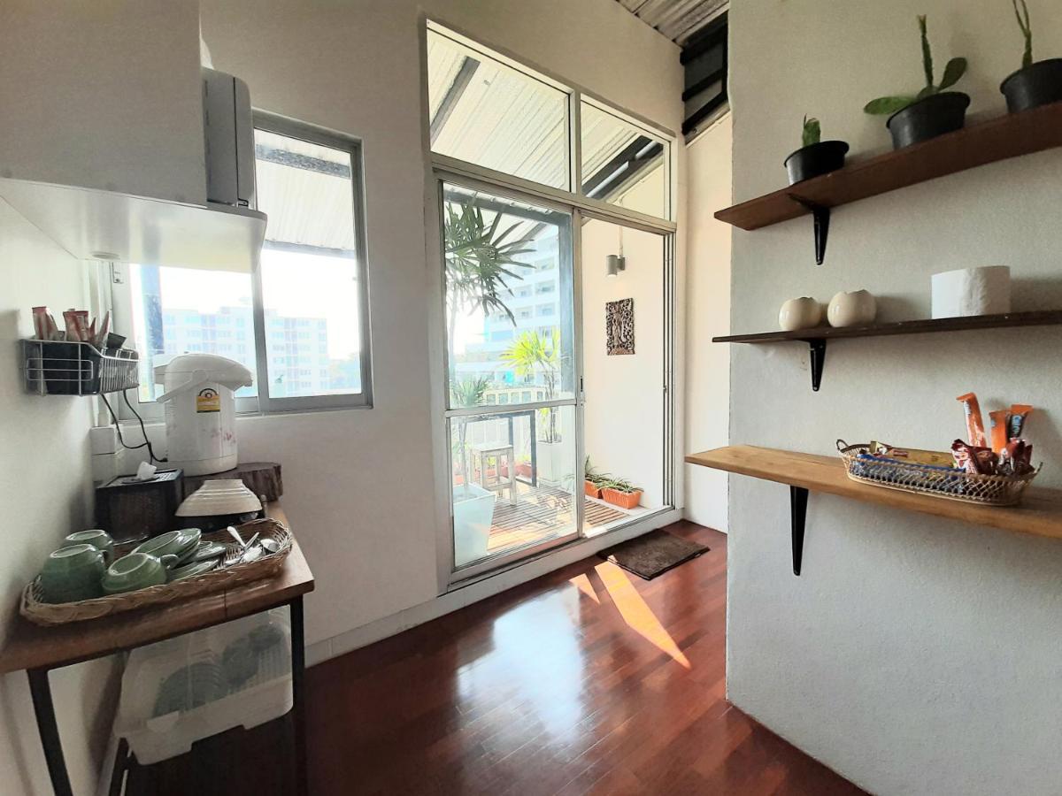Pingplalee Female House Bed and Breakfast Μπανγκόκ Εξωτερικό φωτογραφία